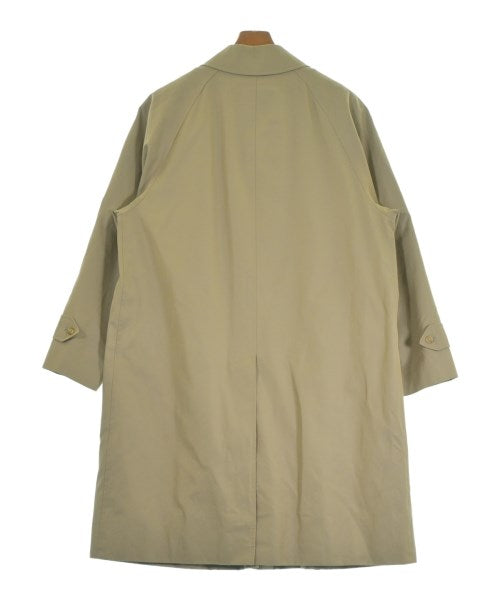 BURBERRY 支撐領外套