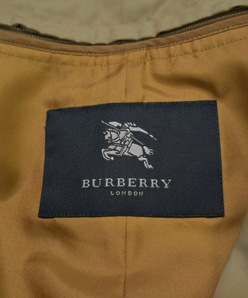 BURBERRY 支撐領外套