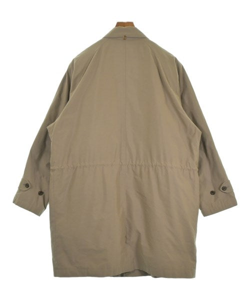 BURBERRY 支撐領外套