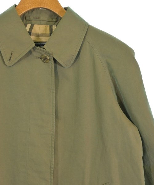 BURBERRY 支撐領外套