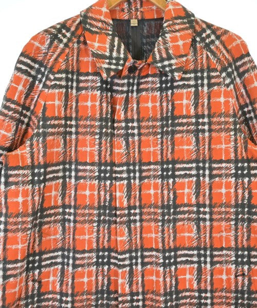 BURBERRY 支撐領外套