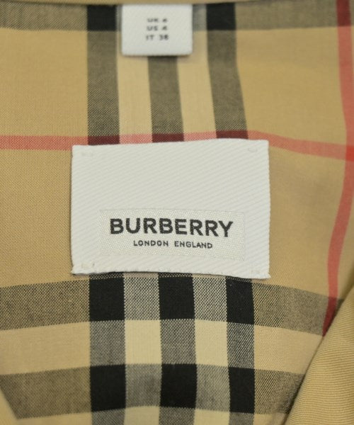 BURBERRY 支撐領外套