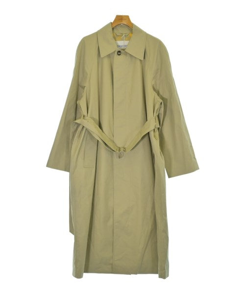 BURBERRY 支撐領外套