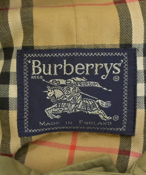 BURBERRY 支撐領外套