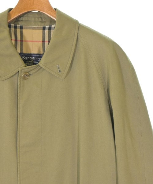 BURBERRY 支撐領外套