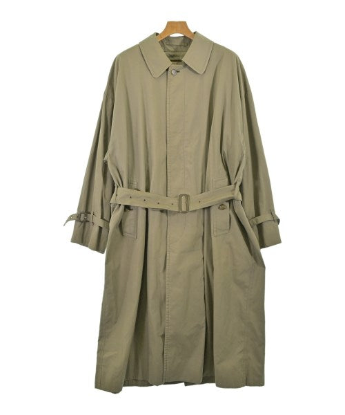 BURBERRY 支撐領外套