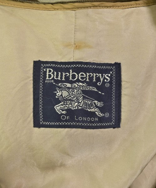 BURBERRY 支撐領外套