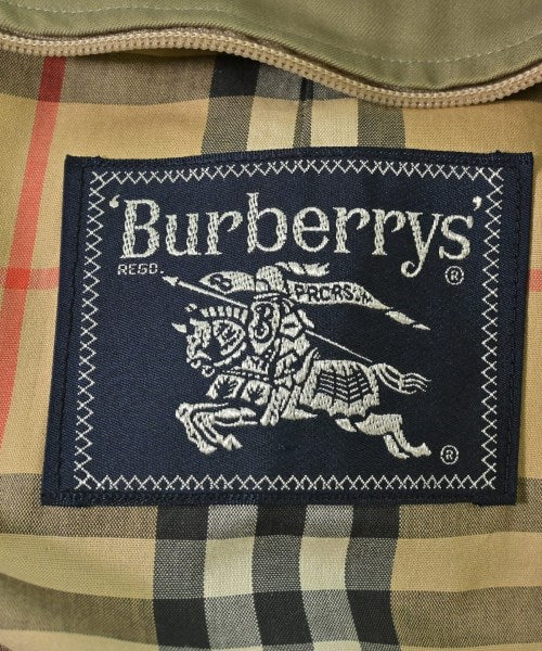 BURBERRY 支撐領外套