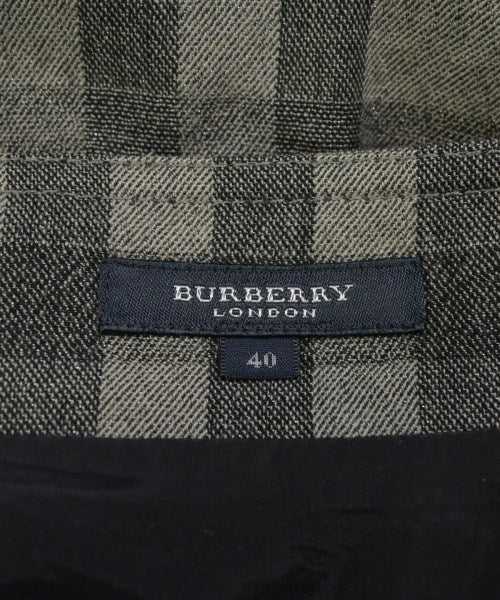 BURBERRY 膝上裙