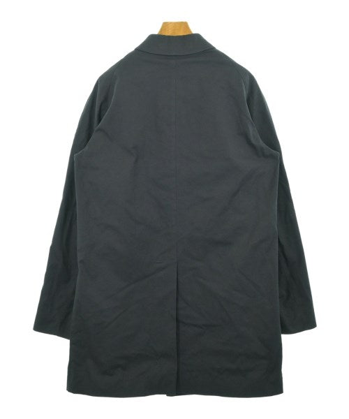 BURBERRY 支撐領外套