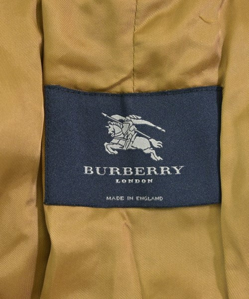 BURBERRY 支撐領外套