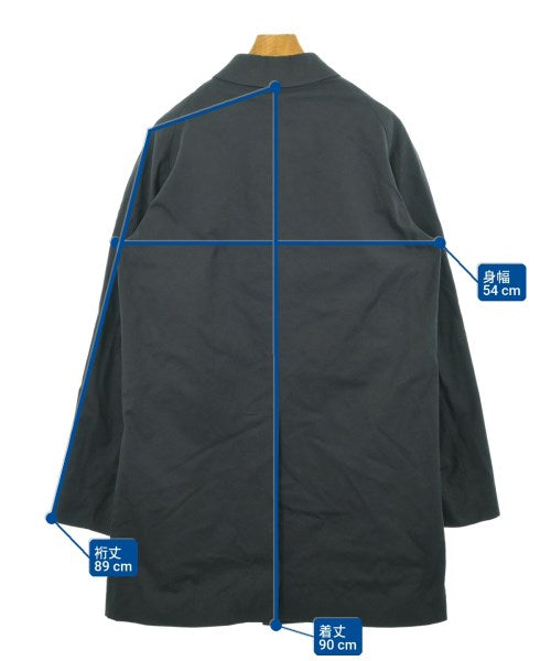 BURBERRY 支撐領外套