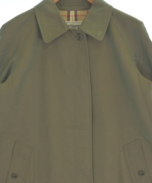 BURBERRY 支撐領外套