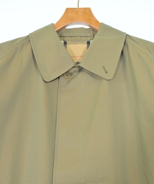 BURBERRY 支撐領外套