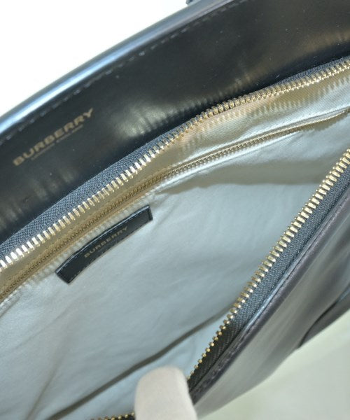 BURBERRY 肩背包