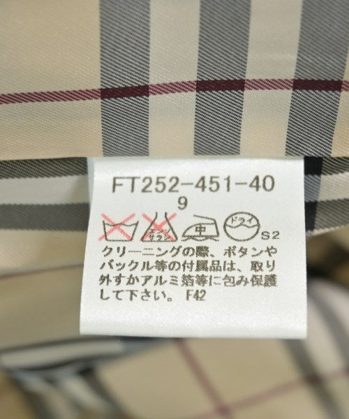 BURBERRY 支撐領外套