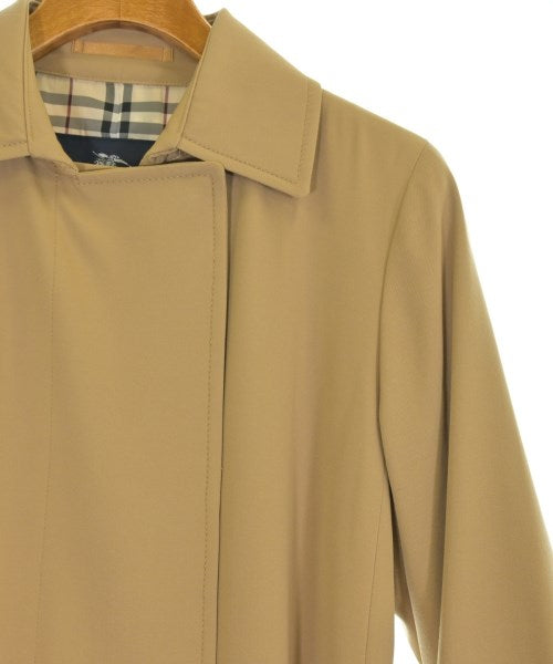 BURBERRY 支撐領外套