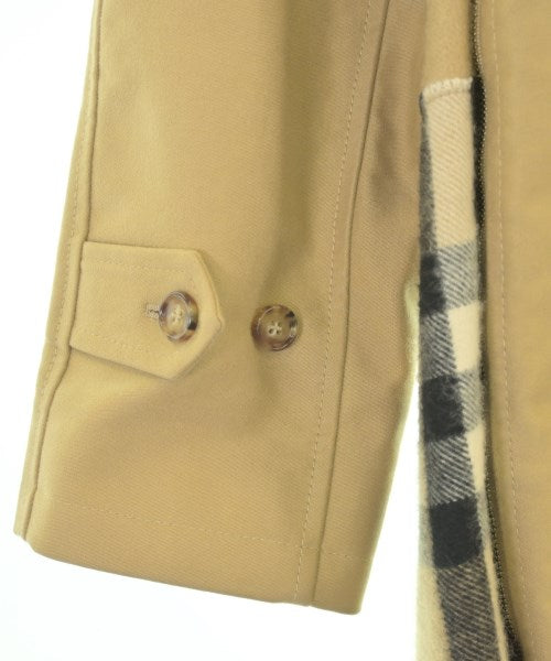 BURBERRY 支撐領外套
