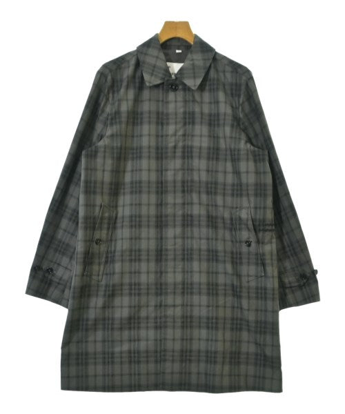 BURBERRY 支撐領外套