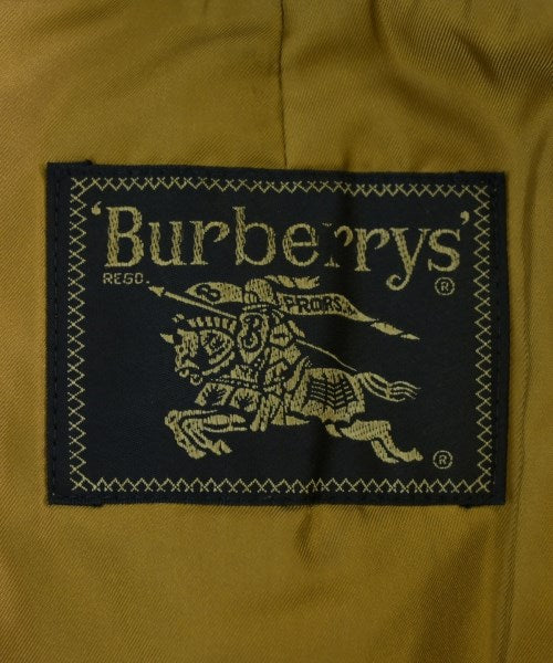 BURBERRY 支撐領外套