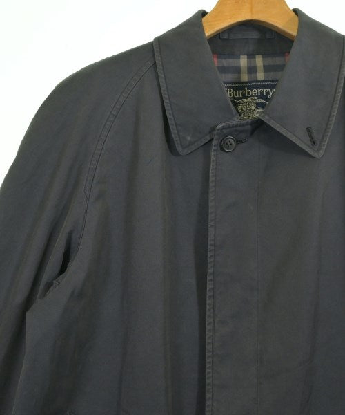BURBERRY 支撐領外套