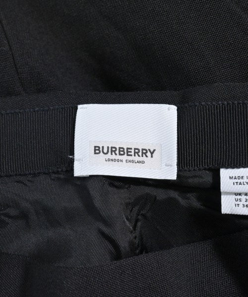 BURBERRY 膝上裙