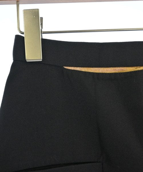 BURBERRY 膝上裙