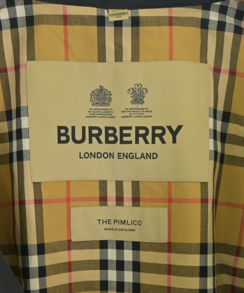 BURBERRY 支撐領外套