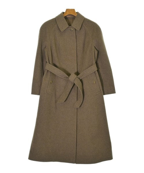 BURBERRY 支撐領外套