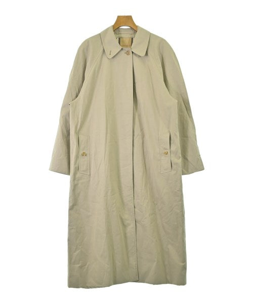 BURBERRY 支撐領外套