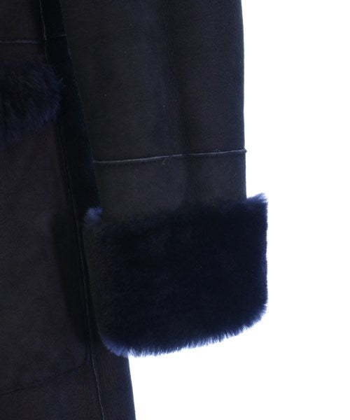 EMMETI 羊毛皮外套