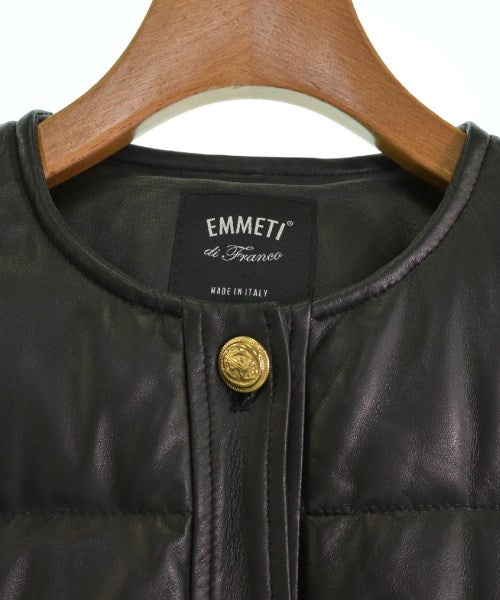EMMETI 羽絨夾克/背心