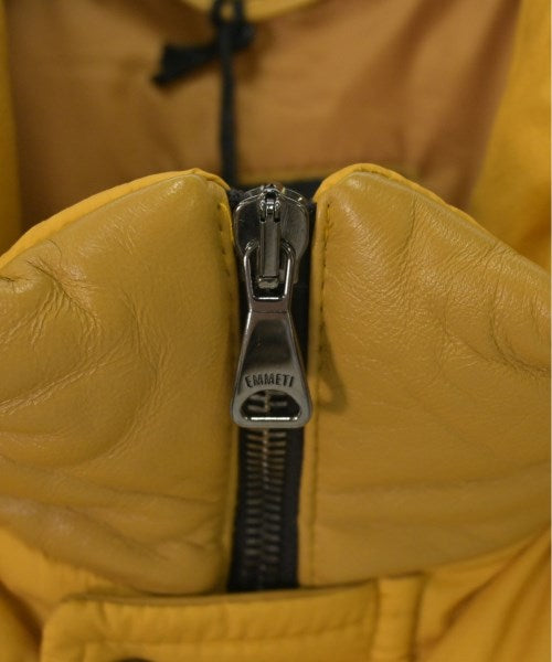 EMMETI 羽絨夾克/背心