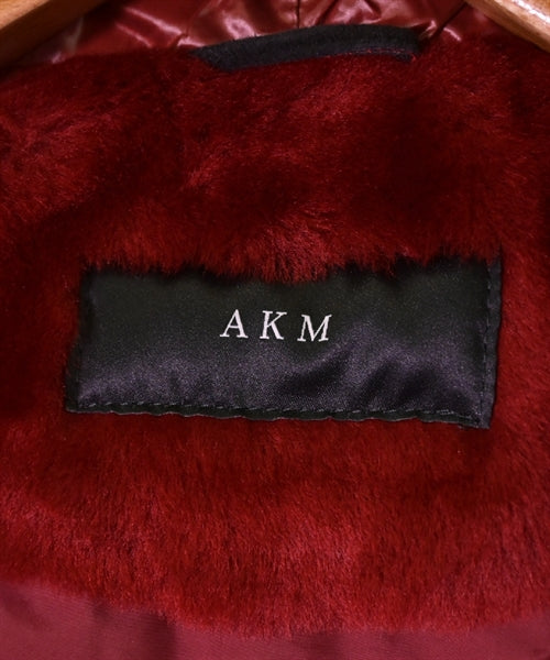 EMMETI 羽絨夾克/背心