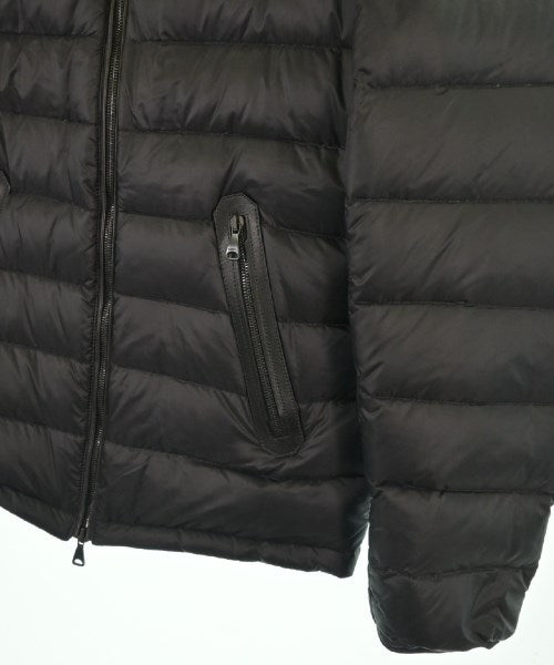 EMMETI 羽絨夾克/背心