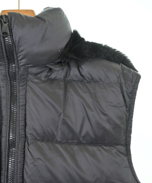 EMMETI 羽絨夾克/背心