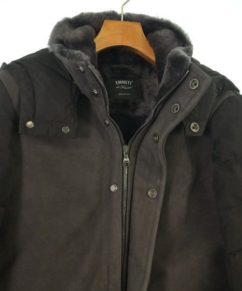 EMMETI 羽絨夾克/背心