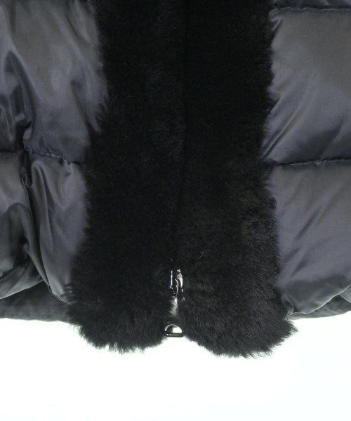 EMMETI 羽絨夾克/背心