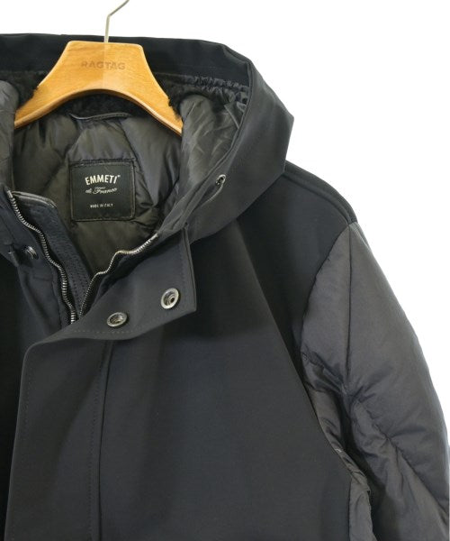 EMMETI 羽絨夾克/背心