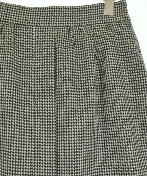 Max Mara 膝上裙