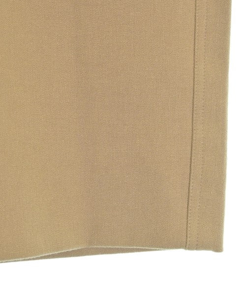 Kiton 膝上裙