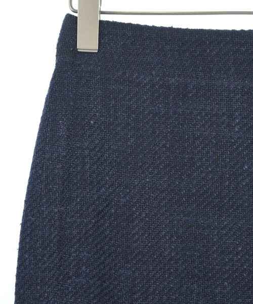 Kiton 膝上裙