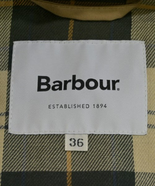 Barbour 支撐領外套