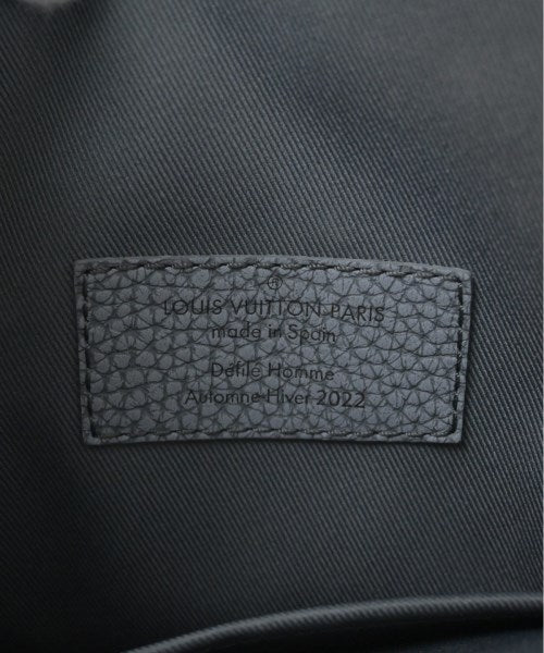 LOUIS VUITTON 肩背包