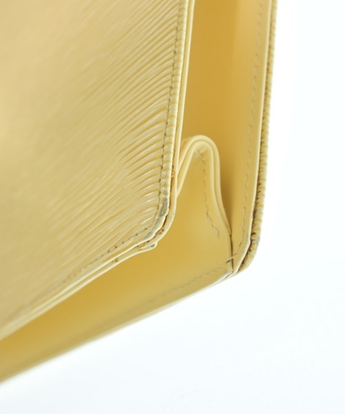 LOUIS VUITTON 肩背包