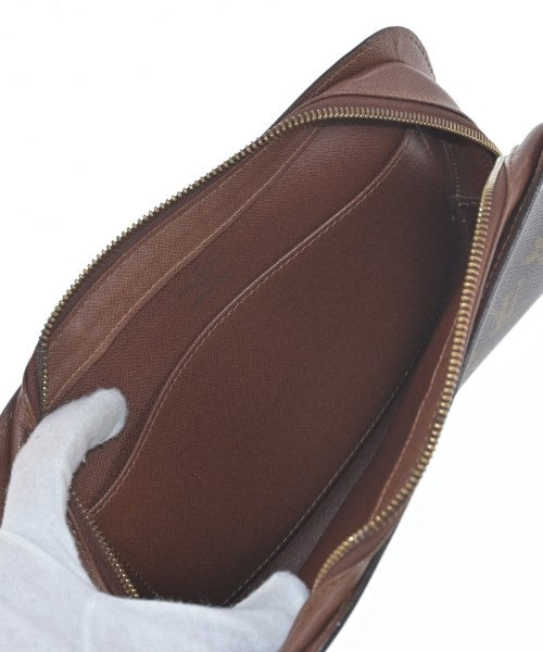 LOUIS VUITTON 手拿包