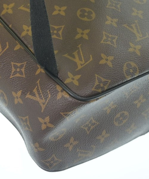 LOUIS VUITTON 背包