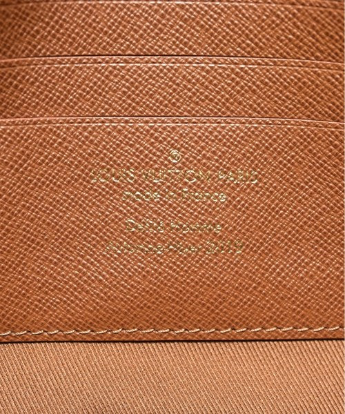 LOUIS VUITTON 手拿包