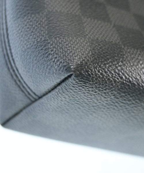 LOUIS VUITTON 肩背包