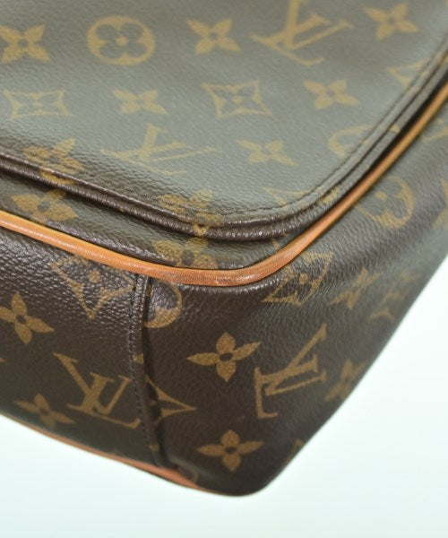 LOUIS VUITTON 肩背包